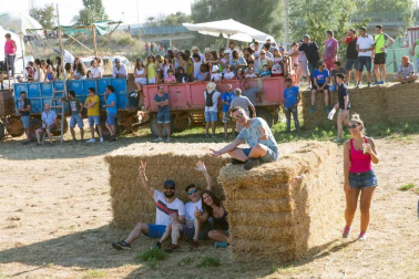 A pocos días de que empiecen sus fiestas patronales, los cirboneros han disfrutado este domingo, 2 de septiembre, de la 'traída' de vacas