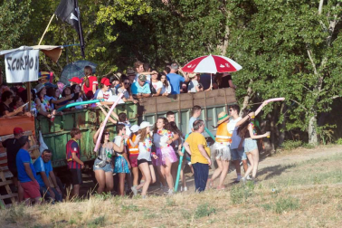 A pocos días de que empiecen sus fiestas patronales, los cirboneros han disfrutado este domingo, 2 de septiembre, de la 'traída' de vacas