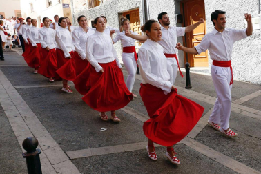 Fotos de la misa y procesión, en el segundo día de fiestas de Ablitas