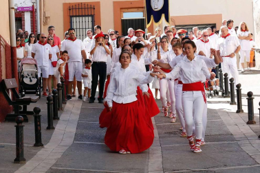 Fotos de la misa y procesión, en el segundo día de fiestas de Ablitas