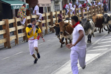Fotos de la comida del día del abuelo de las fiestas de Peralta de 2018
