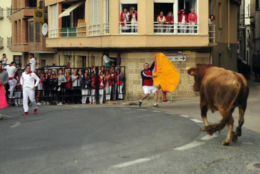 Fotos de la comida del día del abuelo de las fiestas de Peralta de 2018