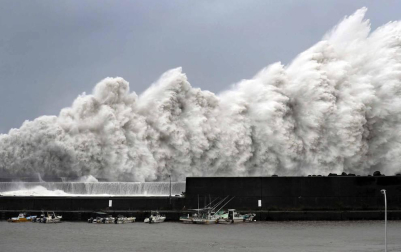 Fotos del tifón más poderoso en llegar a Japón en 25 años.