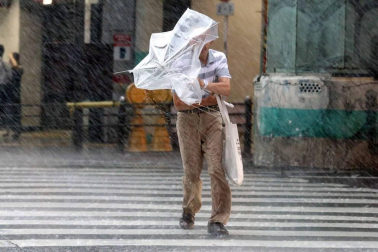 Fotos del tifón más poderoso en llegar a Japón en 25 años.