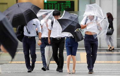 Fotos del tifón más poderoso en llegar a Japón en 25 años.