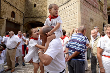 Fotos del cohete de las fiestas de Ujué 2018