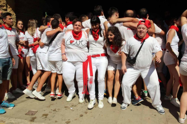 La localidad ribera vivió este sábado, 8 de septiembre, su primer día de fiestas en honor a la Virgen de la Barda