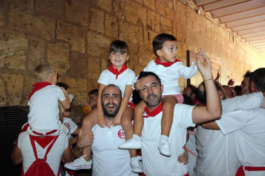 La localidad ribera vivió este sábado, 8 de septiembre, su primer día de fiestas en honor a la Virgen de la Barda