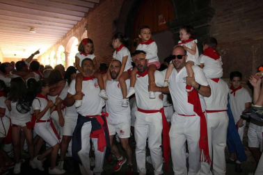 La localidad ribera vivió este sábado, 8 de septiembre, su primer día de fiestas en honor a la Virgen de la Barda