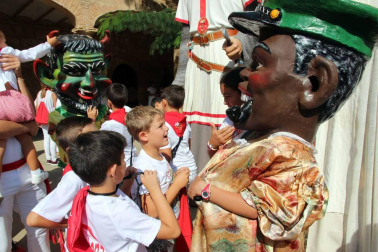La localidad ribera vivió este sábado, 8 de septiembre, su primer día de fiestas en honor a la Virgen de la Barda