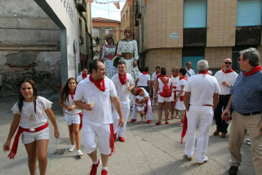 La localidad ribera vivió este sábado, 8 de septiembre, su primer día de fiestas en honor a la Virgen de la Barda