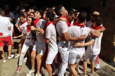 La localidad ribera vivió este sábado, 8 de septiembre, su primer día de fiestas en honor a la Virgen de la Barda
