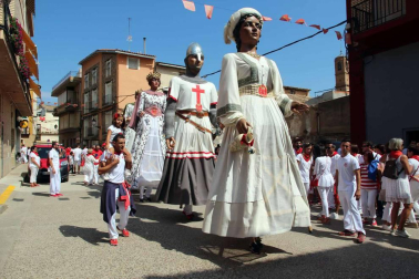 La localidad ribera vivió este sábado, 8 de septiembre, su primer día de fiestas en honor a la Virgen de la Barda
