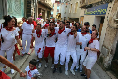 La localidad ribera vivió este sábado, 8 de septiembre, su primer día de fiestas en honor a la Virgen de la Barda