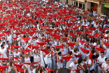 Los cascantinos arrancaron este sábado, 8 de septiembre, sus fiestas en honor a la Virgen del Romero. La fiesta se prolongará hasta el próximo 16 de septiembre