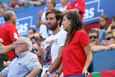 Fotos del búscate en la grada del Osasuna 3- 1 Almería