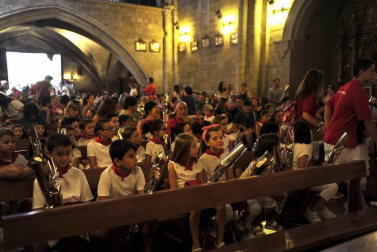 A menos de una semana para el inicio de las fiestas de Olite, los niños de la localidad se erigen este fin de semana en protagonista de unos festejos a su medida.