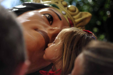 Despedida de gigantes, misa y encierro para poner fin a las fiestas patronales de Peralta