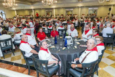 La charanga La Unión visitó la residencia de ancianos de Cintruénigo