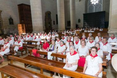 La charanga La Unión visitó la residencia de ancianos de Cintruénigo