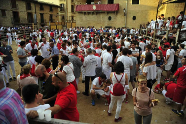 Imágenes de las meriendas de las cuadrillas de Artajona