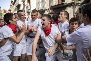 Sangüesa comenzó este martes, 11 de septiembre, con el lanzamiento del cohete, sus fiestas patronales de 2018.