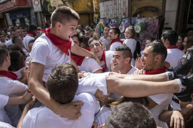 Sangüesa comenzó este martes, 11 de septiembre, con el lanzamiento del cohete, sus fiestas patronales de 2018.