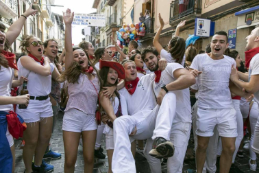 Sangüesa comenzó este martes, 11 de septiembre, con el lanzamiento del cohete, sus fiestas patronales de 2018.