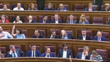 El Congreso aprueba la exhumación de los restos de Franco con las abstenciones de PP y Ciudadanos