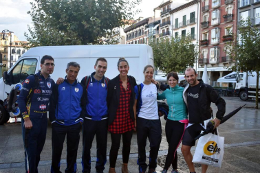 El pasado domingo se disputó la X Edición de la Maratón Pamplona-Puente La Reina, una prueba de patinaje de velocidad que está catalogada como la más dura del mundo. Este año 400 fueron los deportistas que salieron desde la Plaza del Castillo y 291 los que arribaron a la meta de Puente La Reina. Entre ellos, los más rápidos fueron la navarra Marta Ancín y el patinador galo Nolan Beddiaf.