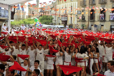Fotos de las fiestas de Olite el día del cohete, 13 de septiembre de 2018
