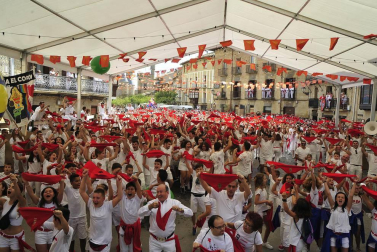 Fotos de las fiestas de Olite el día del cohete, 13 de septiembre de 2018