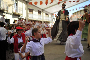 Olite entra en el ecuador de sus fiestas celebrando el Día de la Merindad