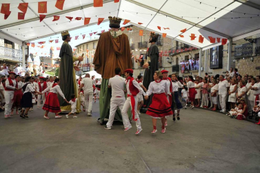 Olite entra en el ecuador de sus fiestas celebrando el Día de la Merindad