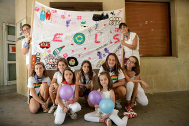 La Asociación Munduko Argia protagonizó el chupinazo de Huarte
