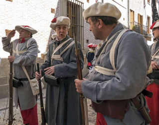El centro urbano y el parque de Los Llanos fueron los escenarios de una puesta en escena con 200 figurantes