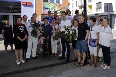 Alsasua despide sus fiestas con el homenaje a los mayores de la localidad