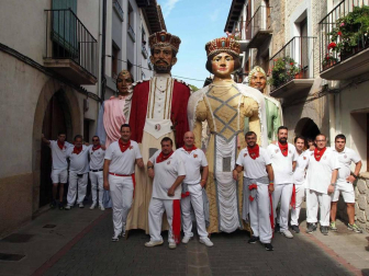 Despedida de los gigantes y encierro en el último día de las fiestas de Sangüesa (17 de septiembre)