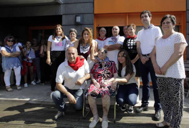 Alsasua despide sus fiestas con el homenaje a los mayores de la localidad
