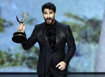 'Juego de Tronos' extendió su imperio televisivo en los Emmy, en los que se llevó el premio a la mejor serie dramática, mientras que 'The Marvelous Mrs. Maisel' arrasó con su primera temporada en los apartados de comedia de los galardones más importantes de la pequeña pantalla.