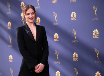 'Juego de Tronos' extendió su imperio televisivo en los Emmy, en los que se llevó el premio a la mejor serie dramática, mientras que 'The Marvelous Mrs. Maisel' arrasó con su primera temporada en los apartados de comedia de los galardones más importantes de la pequeña pantalla.