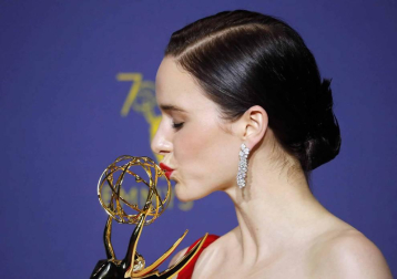 'Juego de Tronos' extendió su imperio televisivo en los Emmy, en los que se llevó el premio a la mejor serie dramática, mientras que 'The Marvelous Mrs. Maisel' arrasó con su primera temporada en los apartados de comedia de los galardones más importantes de la pequeña pantalla.
