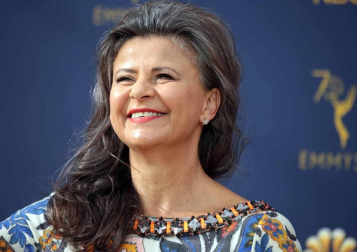 'Juego de Tronos' extendió su imperio televisivo en los Emmy, en los que se llevó el premio a la mejor serie dramática, mientras que 'The Marvelous Mrs. Maisel' arrasó con su primera temporada en los apartados de comedia de los galardones más importantes de la pequeña pantalla.