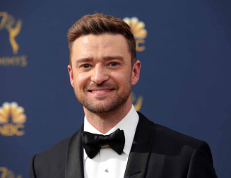 'Juego de Tronos' extendió su imperio televisivo en los Emmy, en los que se llevó el premio a la mejor serie dramática, mientras que 'The Marvelous Mrs. Maisel' arrasó con su primera temporada en los apartados de comedia de los galardones más importantes de la pequeña pantalla.