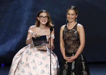 'Juego de Tronos' extendió su imperio televisivo en los Emmy, en los que se llevó el premio a la mejor serie dramática, mientras que 'The Marvelous Mrs. Maisel' arrasó con su primera temporada en los apartados de comedia de los galardones más importantes de la pequeña pantalla.