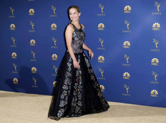 'Juego de Tronos' extendió su imperio televisivo en los Emmy, en los que se llevó el premio a la mejor serie dramática, mientras que 'The Marvelous Mrs. Maisel' arrasó con su primera temporada en los apartados de comedia de los galardones más importantes de la pequeña pantalla.
