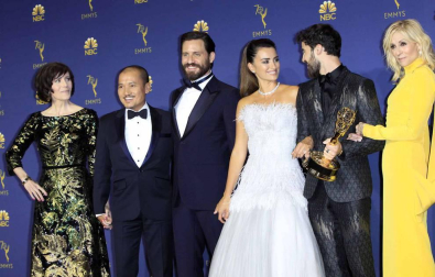 'Juego de Tronos' extendió su imperio televisivo en los Emmy, en los que se llevó el premio a la mejor serie dramática, mientras que 'The Marvelous Mrs. Maisel' arrasó con su primera temporada en los apartados de comedia de los galardones más importantes de la pequeña pantalla.