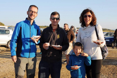 Carcastillo celebró del 14 al 16 de septiembre la VI Fiesta de los Usos Tradicionales de la Trashumancia en Bardenas. El día grande fue el domingo, cuando tuvo lugar la entrada de los rebaños a las Bardenas procedentes de los valles de Roncal y Salazar. La cita, contó con otros atractivos, como degustación de migas o mercado.