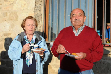 Carcastillo celebró del 14 al 16 de septiembre la VI Fiesta de los Usos Tradicionales de la Trashumancia en Bardenas. El día grande fue el domingo, cuando tuvo lugar la entrada de los rebaños a las Bardenas procedentes de los valles de Roncal y Salazar. La cita, contó con otros atractivos, como degustación de migas o mercado.