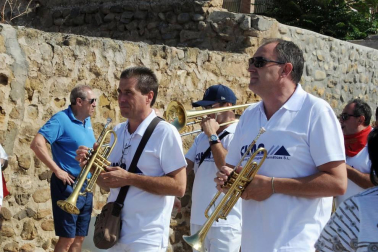 Del 8 al 16 de septiembre los fiteranos celebraron sus fiestas en honor a la Virgen de la Barda. El sábado, penúltima parada de la programación festiva, se organizó el Día de la gigantada. En este evento participaron las comparsas de gigantes de Botarell, Cintruénigo, Corella y Fitero, acompañadas por los gaiteros de Tudela y las charangas Stropizio y Riau riau'. El pasacalles se celebró a lo largo de la calle Mayor.